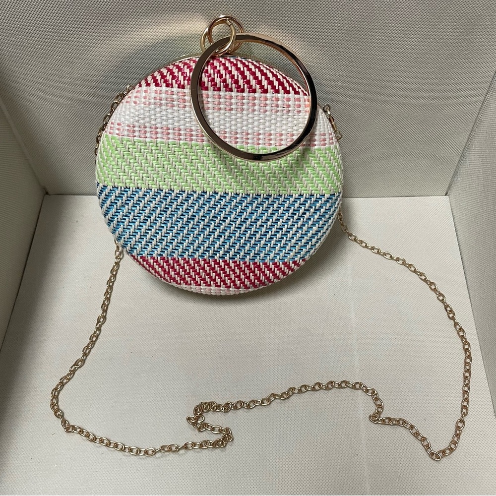 NEW Multicolored Circular Clutch Purse Wristlet unique stitching